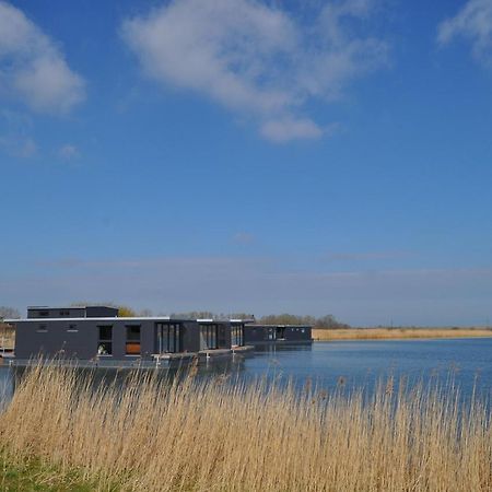 שיליג Hausboot Der Frieslaender Im Wangermeer מראה חיצוני תמונה